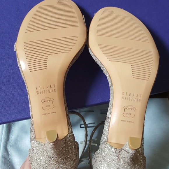 16:01 - Stuart Weitzman Strap Ankle Heels - Picture 12 of 15